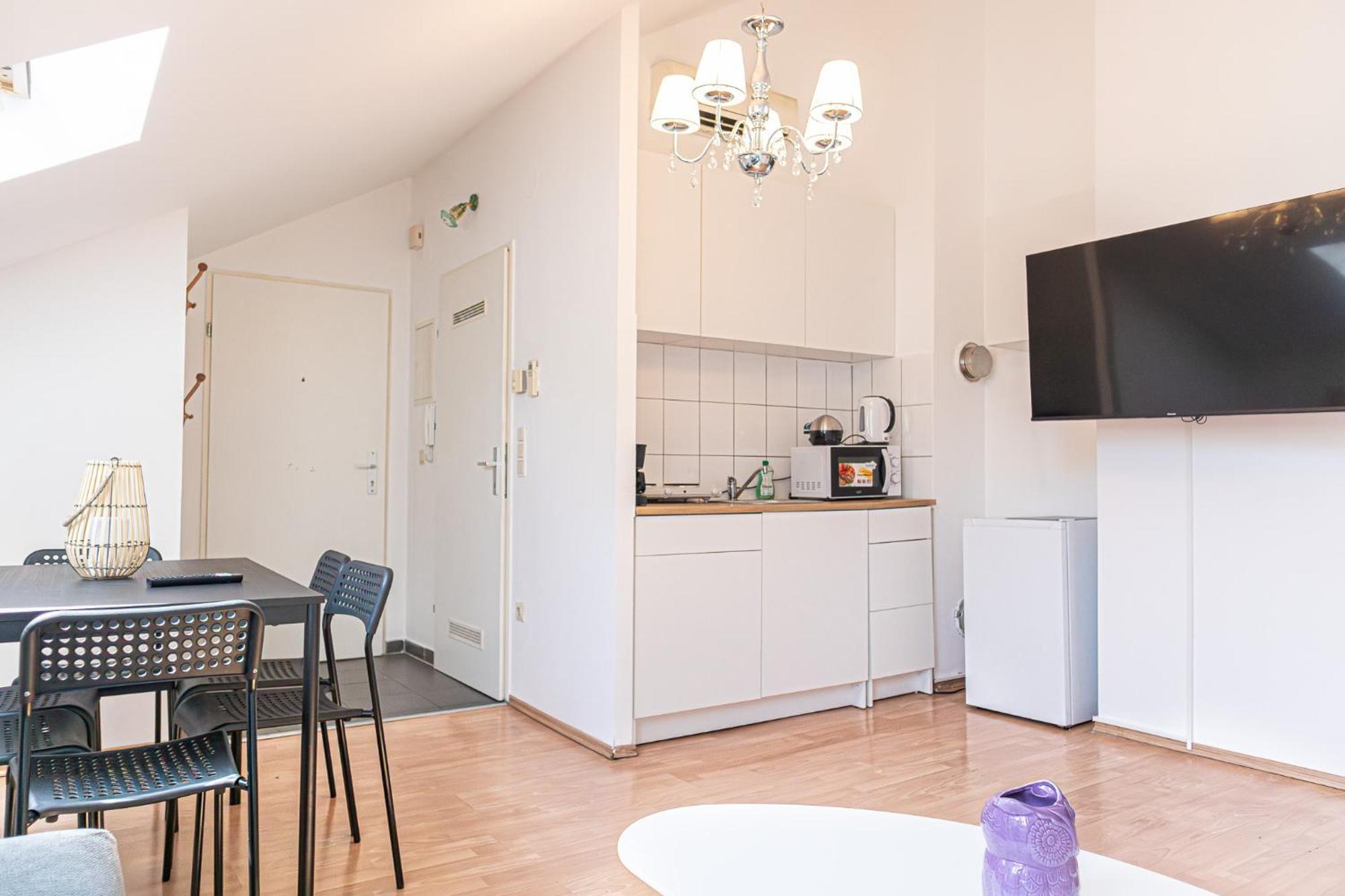 Spacious 2br Great Location - Near Schoenbrunn * Wien